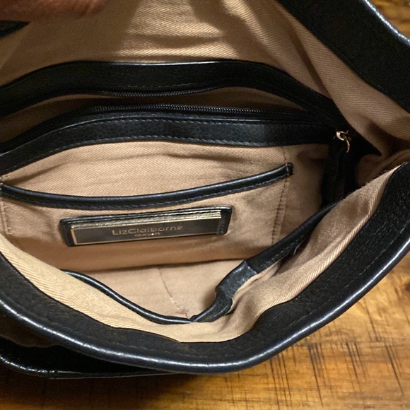 Liz Claiborne New York Genuine Leather Black & Gold Flap Shoulder Bag Purse - Picture 12 of 15